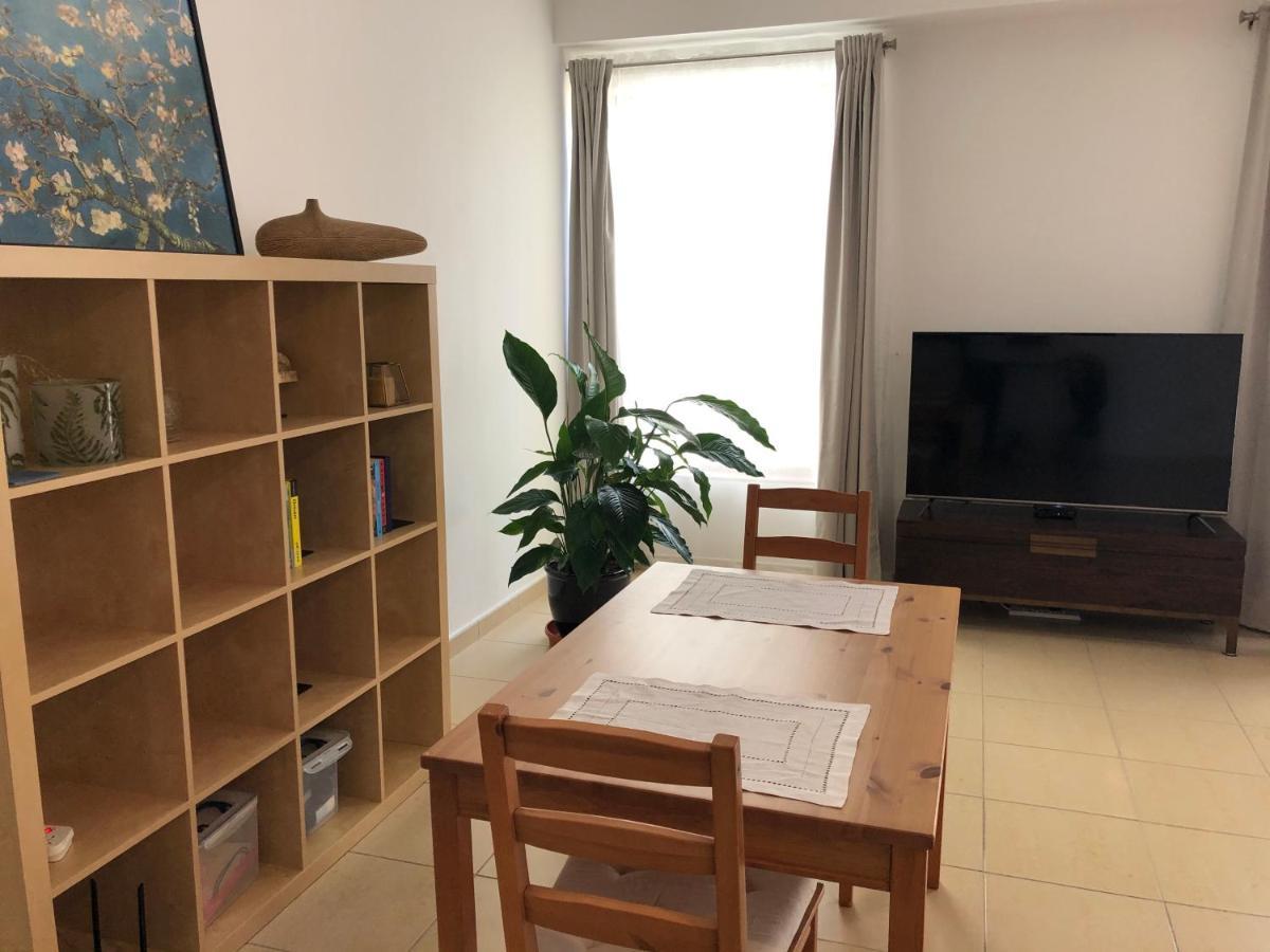 Rimal Retreat By Js Apartment Dubai Bagian luar foto