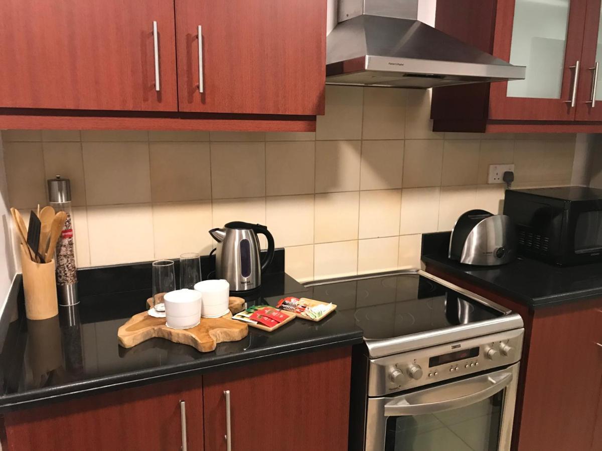 Rimal Retreat By Js Apartment Dubai Bagian luar foto