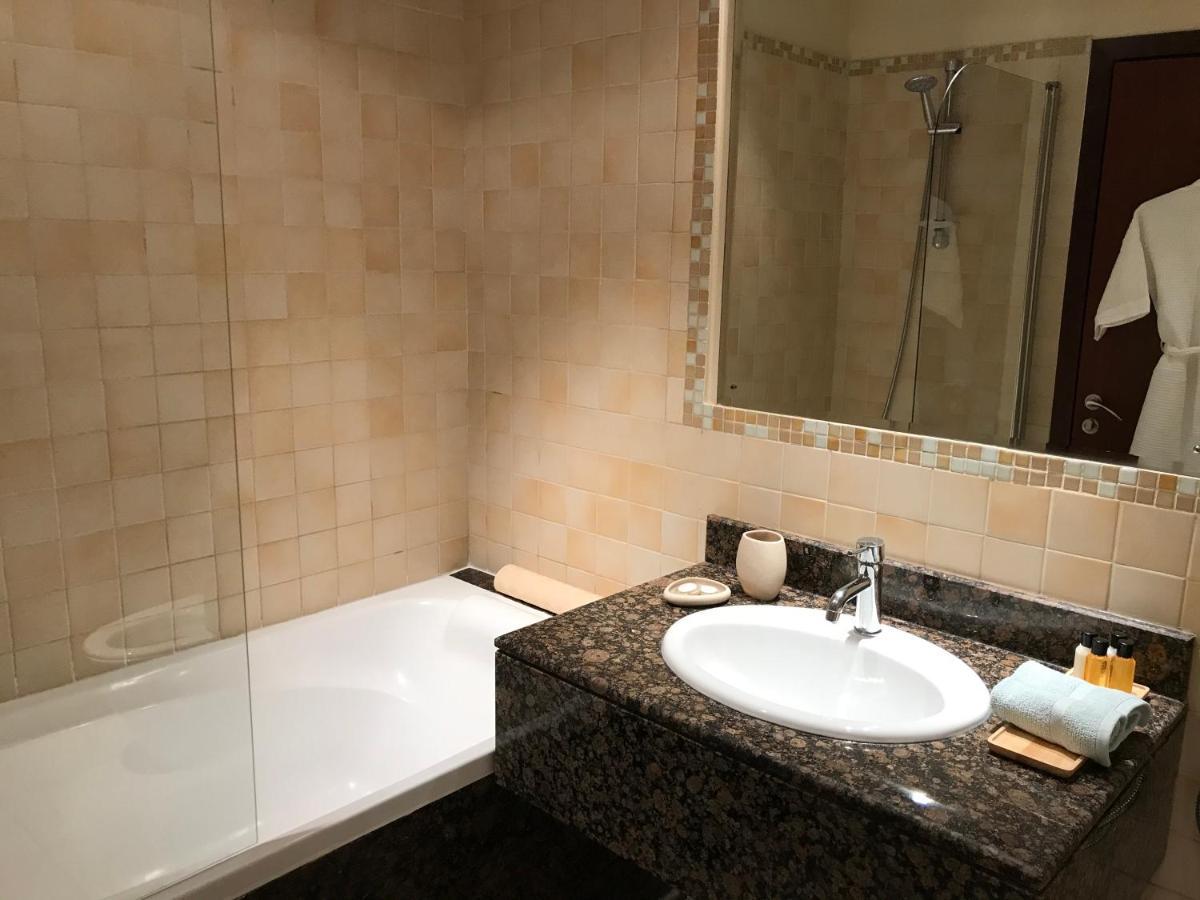 Rimal Retreat By Js Apartment Dubai Bagian luar foto